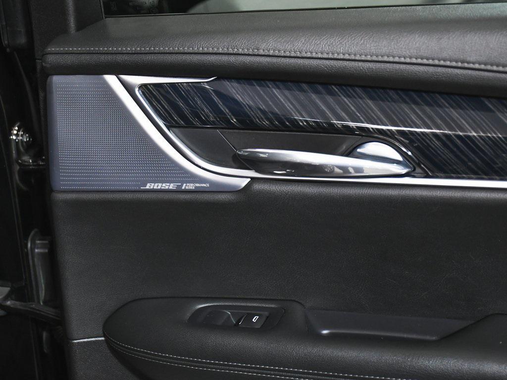 used 2023 Cadillac XT6 car, priced at $27,990