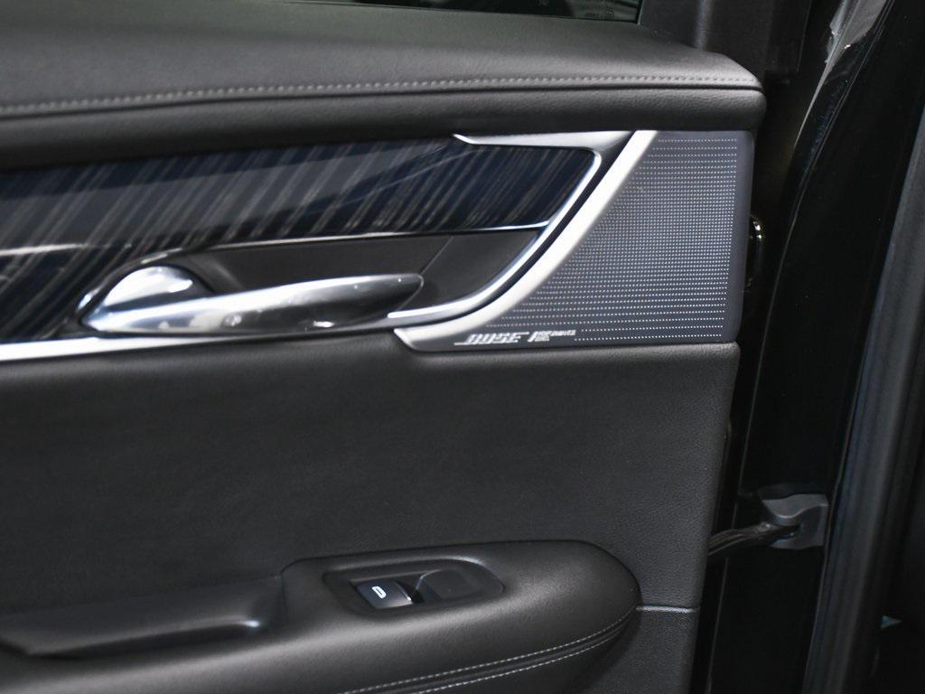 used 2023 Cadillac XT6 car, priced at $27,990