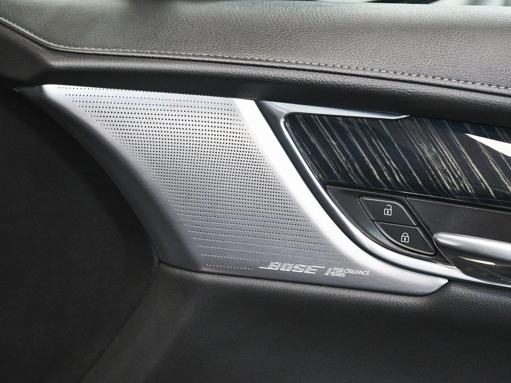 used 2023 Cadillac XT6 car, priced at $27,990