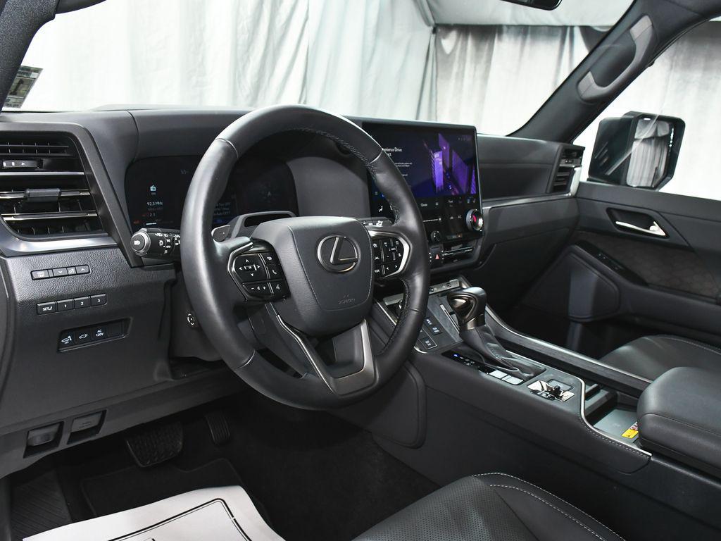 used 2024 Lexus GX 550 car, priced at $71,490