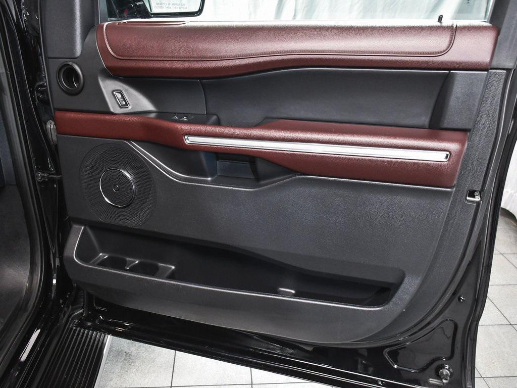 used 2023 Ford Expedition car, priced at $35,990