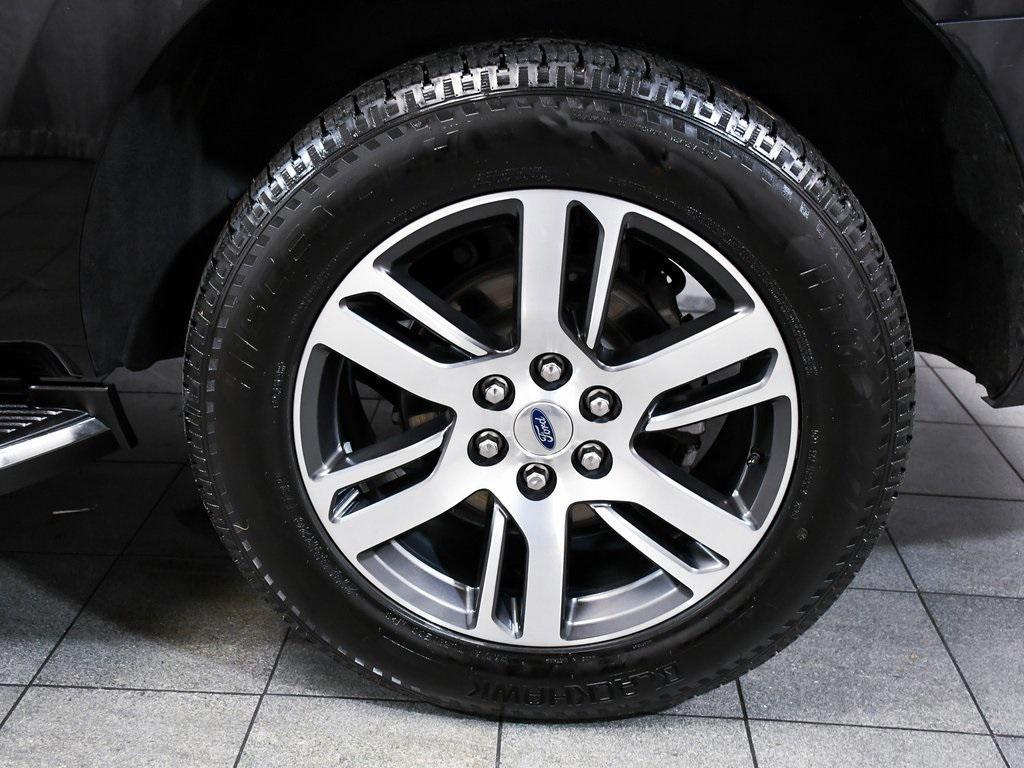 used 2023 Ford Expedition car, priced at $35,990