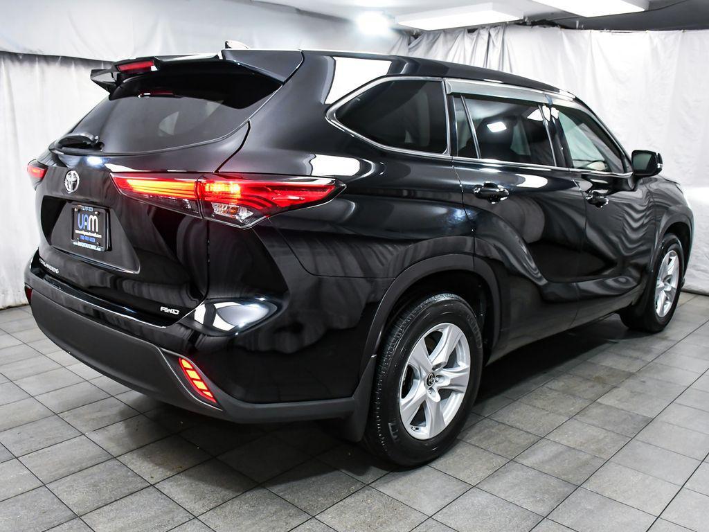 used 2020 Toyota Highlander car, priced at $23,990