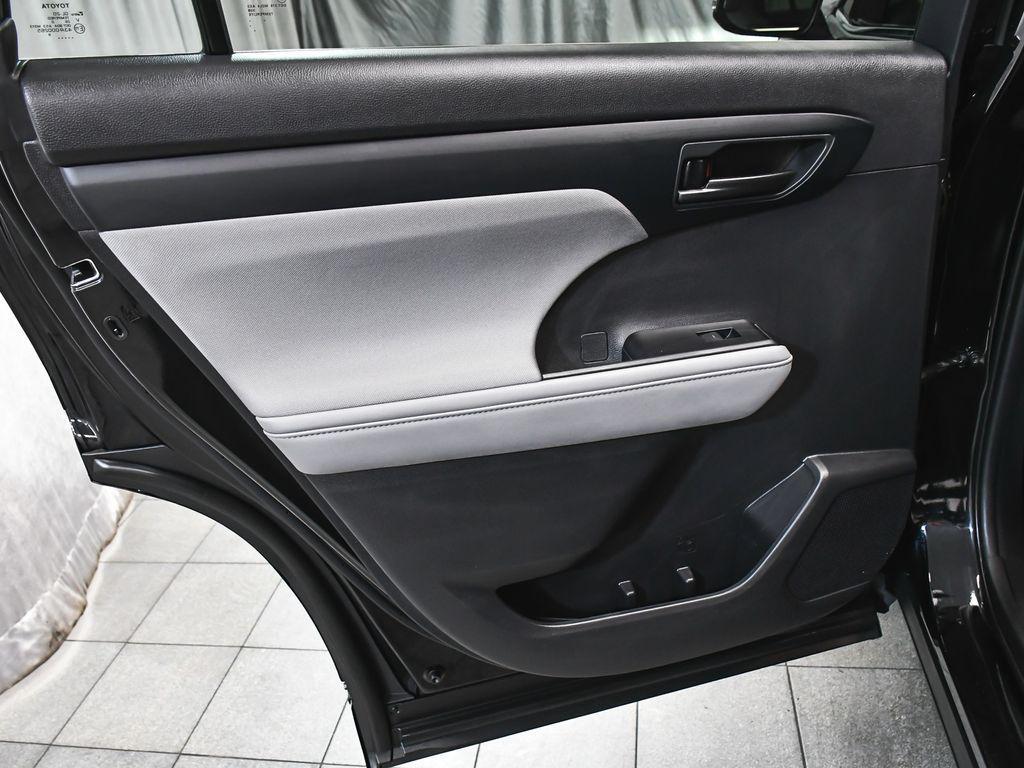 used 2020 Toyota Highlander car, priced at $23,990
