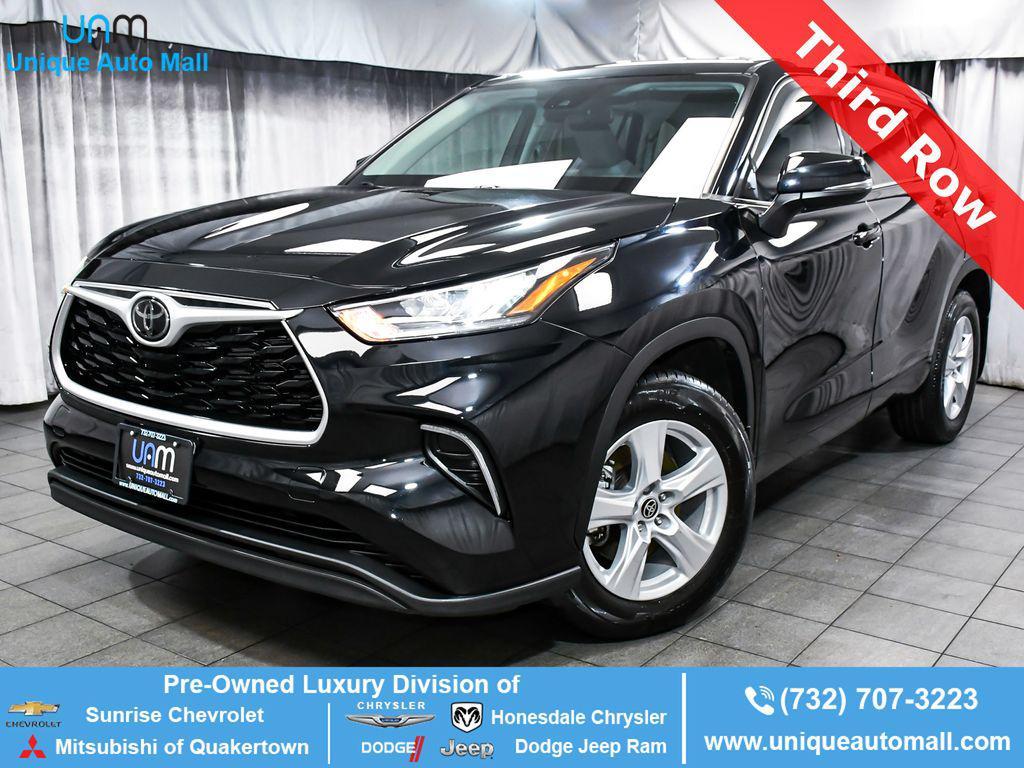 used 2020 Toyota Highlander car, priced at $23,990
