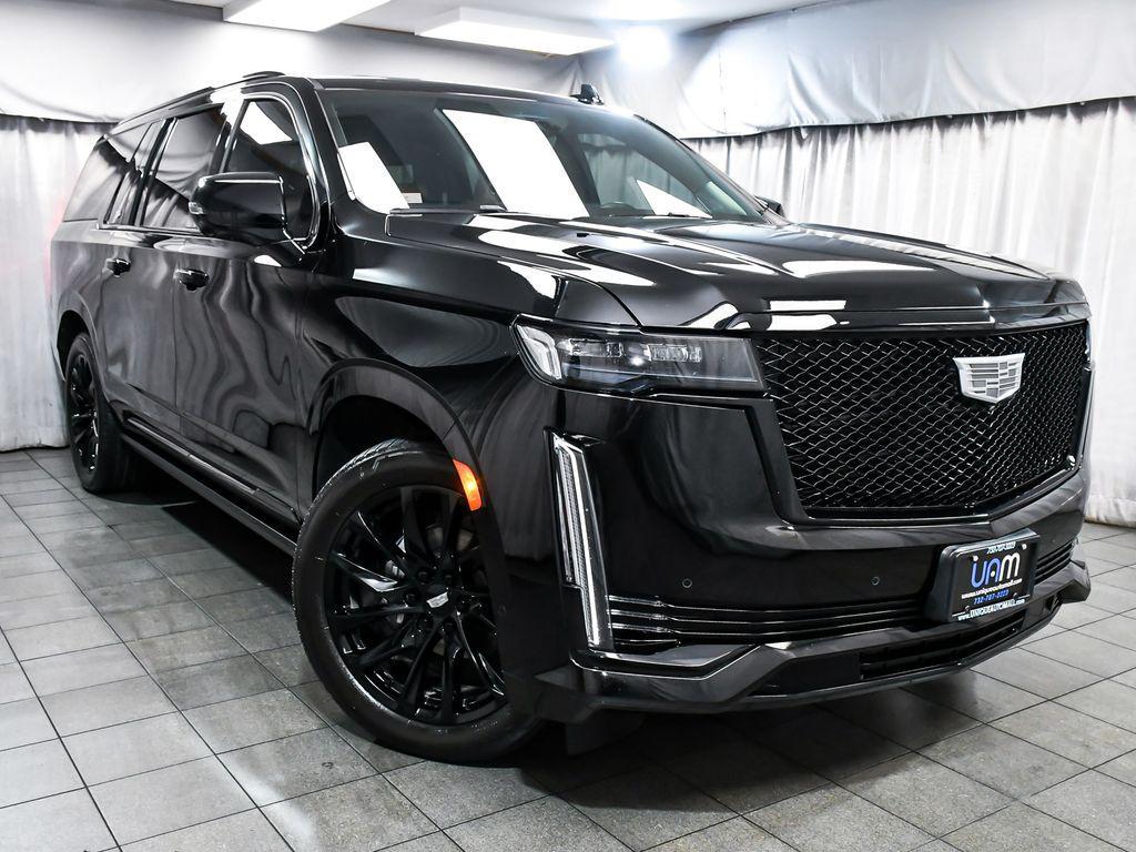used 2022 Cadillac Escalade ESV car, priced at $62,990