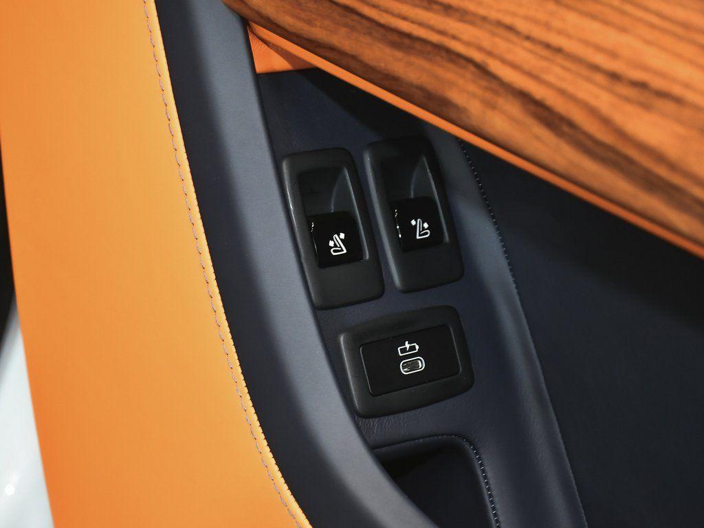 used 2024 Rolls-Royce Cullinan car, priced at $308,490