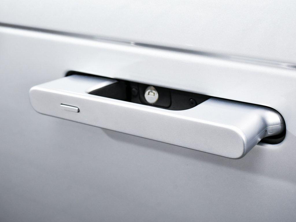 used 2025 Land Rover Range Rover car, priced at $103,490