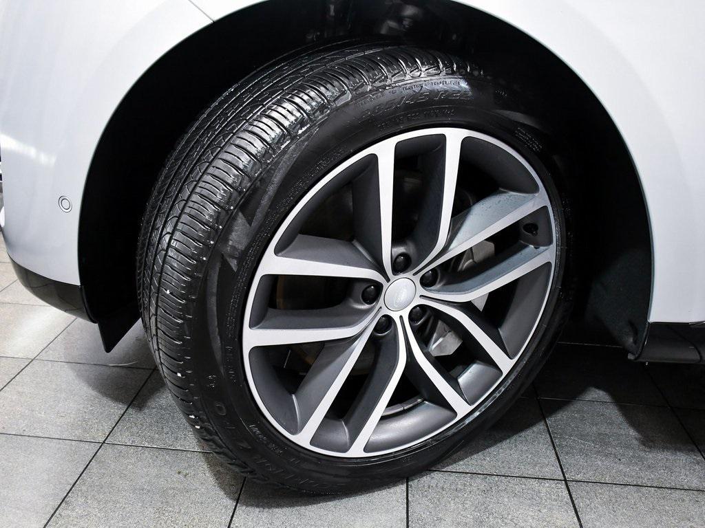 used 2025 Land Rover Range Rover car, priced at $103,490