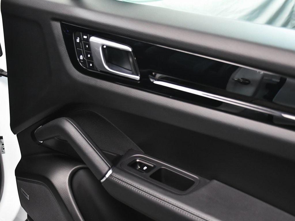 used 2022 Porsche Cayenne car, priced at $52,990