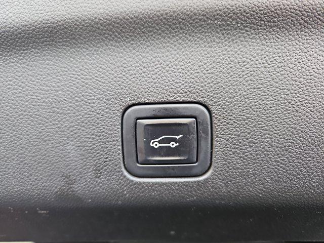 used 2022 Chevrolet Suburban car, priced at $42,990