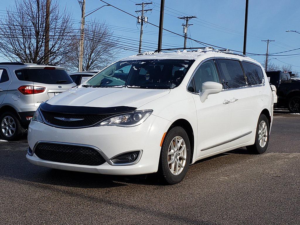 used 2020 Chrysler Pacifica car, priced at $17,992