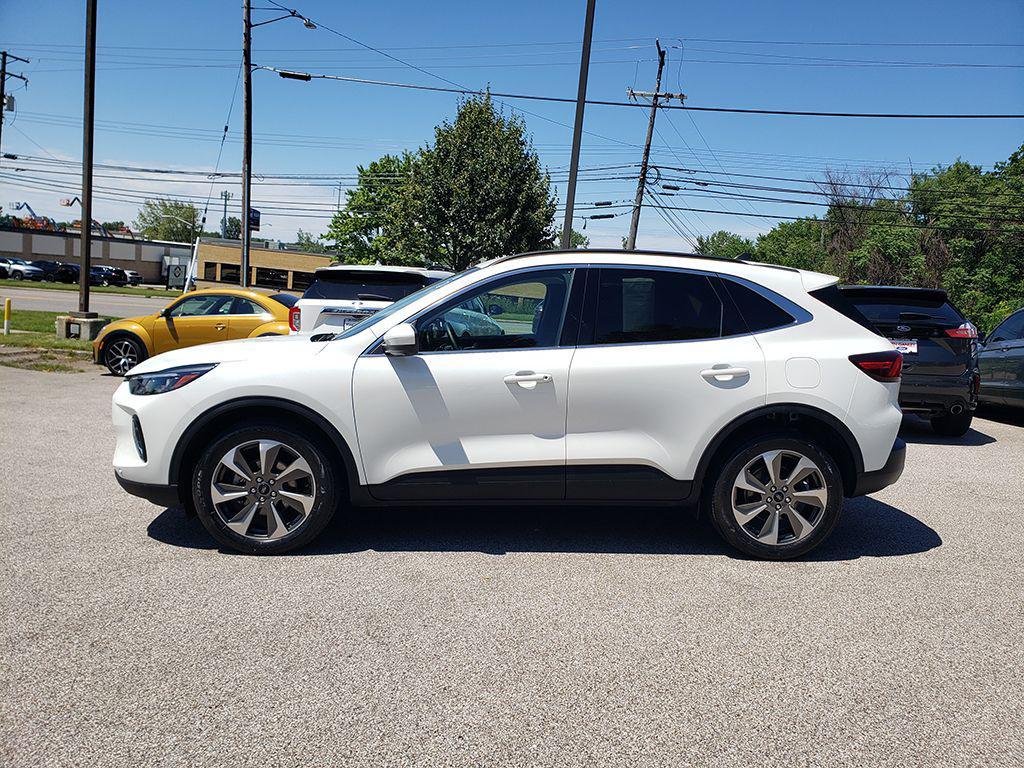 used 2023 Ford Escape car, priced at $25,754