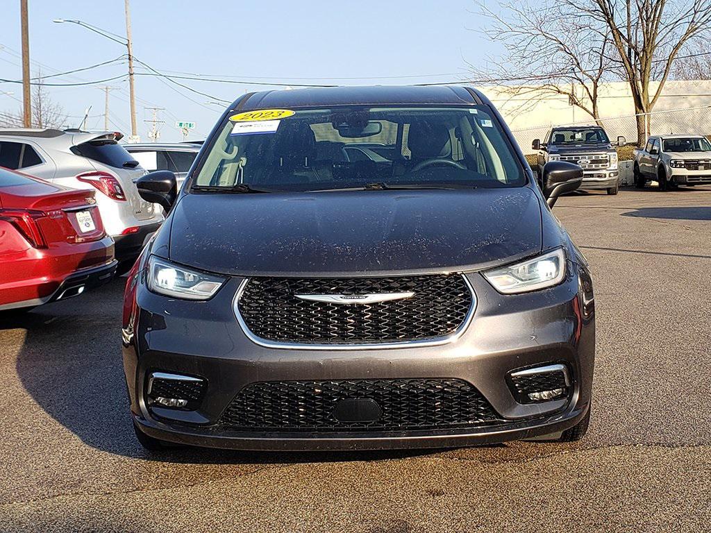 used 2023 Chrysler Pacifica Hybrid car, priced at $24,250
