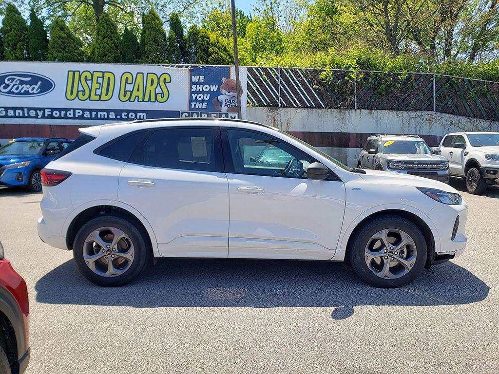used 2023 Ford Escape car, priced at $25,663