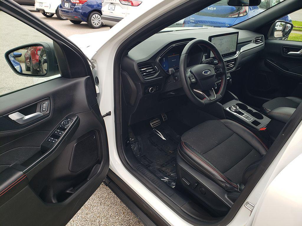 used 2024 Ford Escape car, priced at $25,095