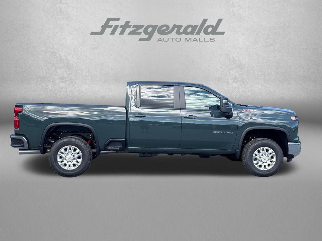 new 2026 Chevrolet Silverado 3500 car, priced at $70,821