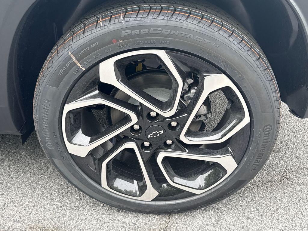 new 2026 Chevrolet Trax car, priced at $25,961
