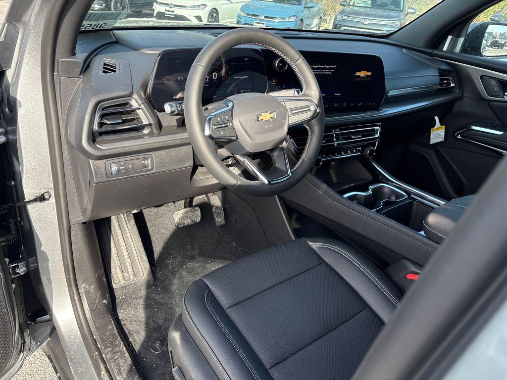 new 2026 Chevrolet Traverse car, priced at $39,705