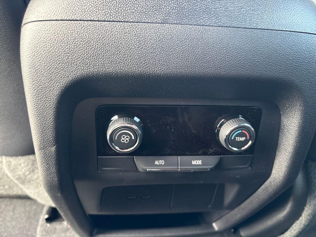 new 2026 Chevrolet Traverse car, priced at $39,705