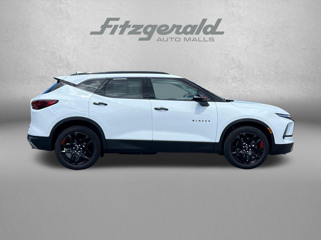 used 2024 Chevrolet Blazer car, priced at $33,394