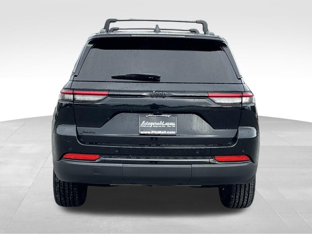 used 2023 Jeep Grand Cherokee car, priced at $26,995