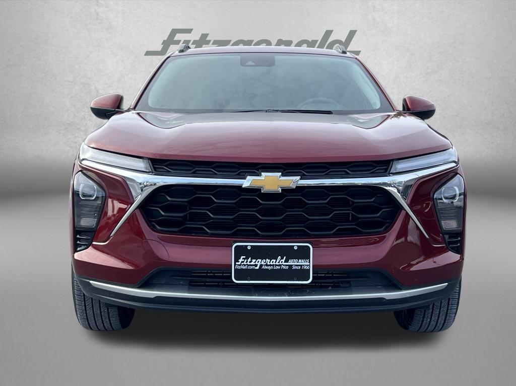 used 2025 Chevrolet Trax car, priced at $20,395