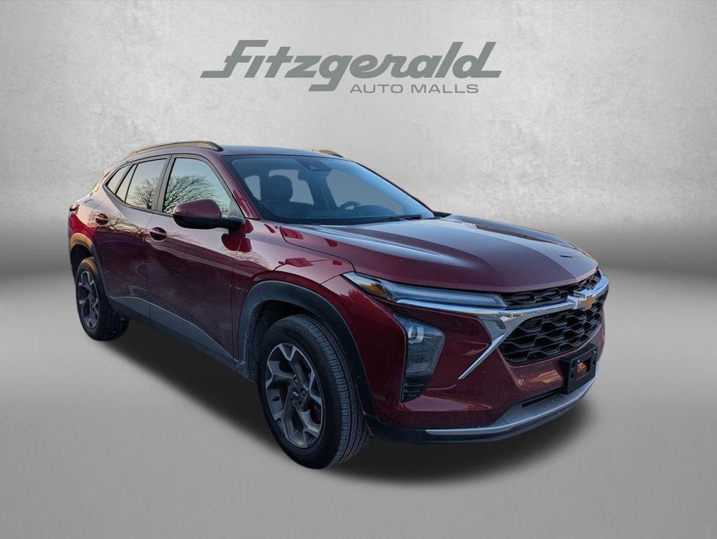 used 2025 Chevrolet Trax car, priced at $21,495