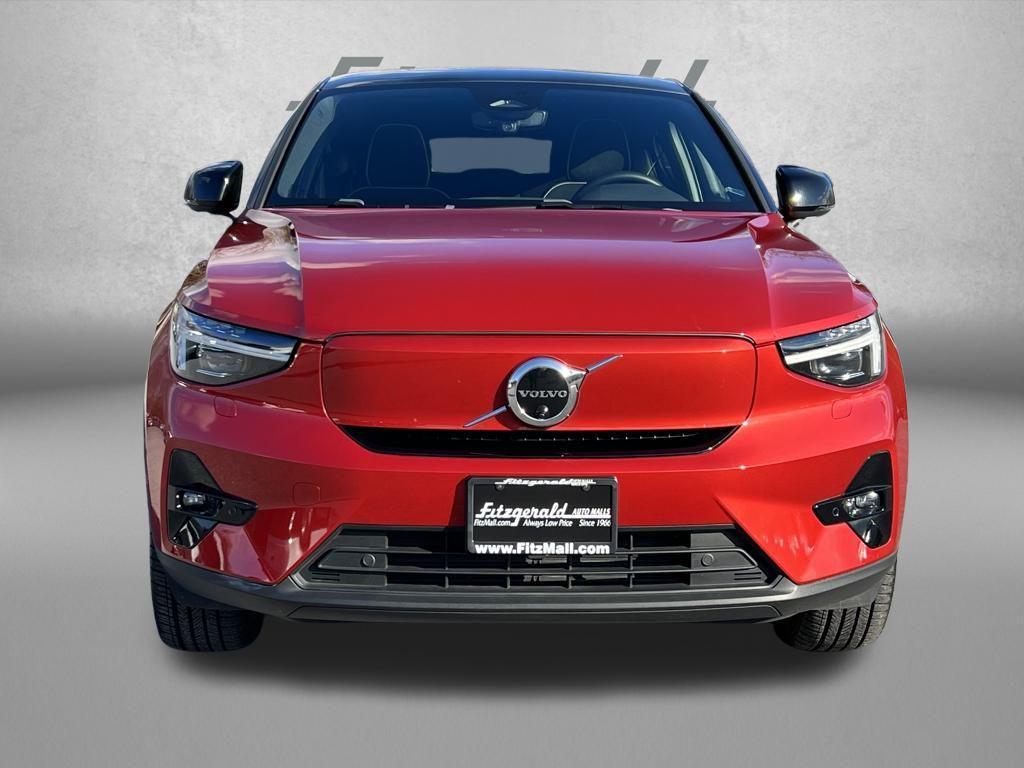 used 2022 Volvo C40 Recharge Pure Electric car, priced at $25,595