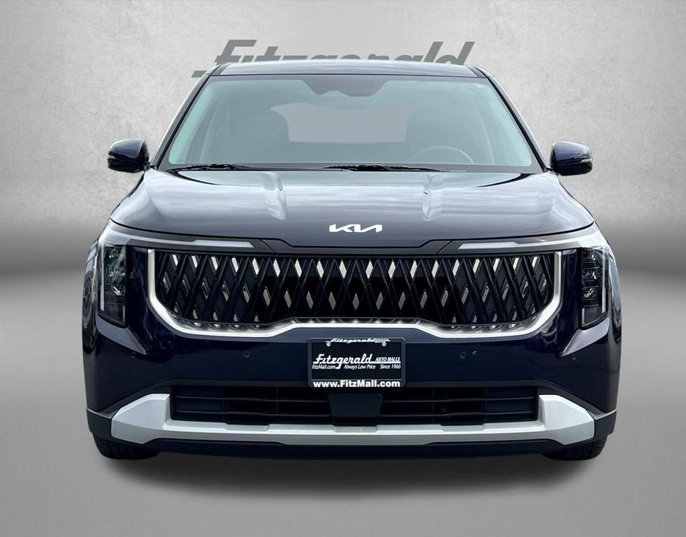 used 2024 Kia Carnival car, priced at $29,895