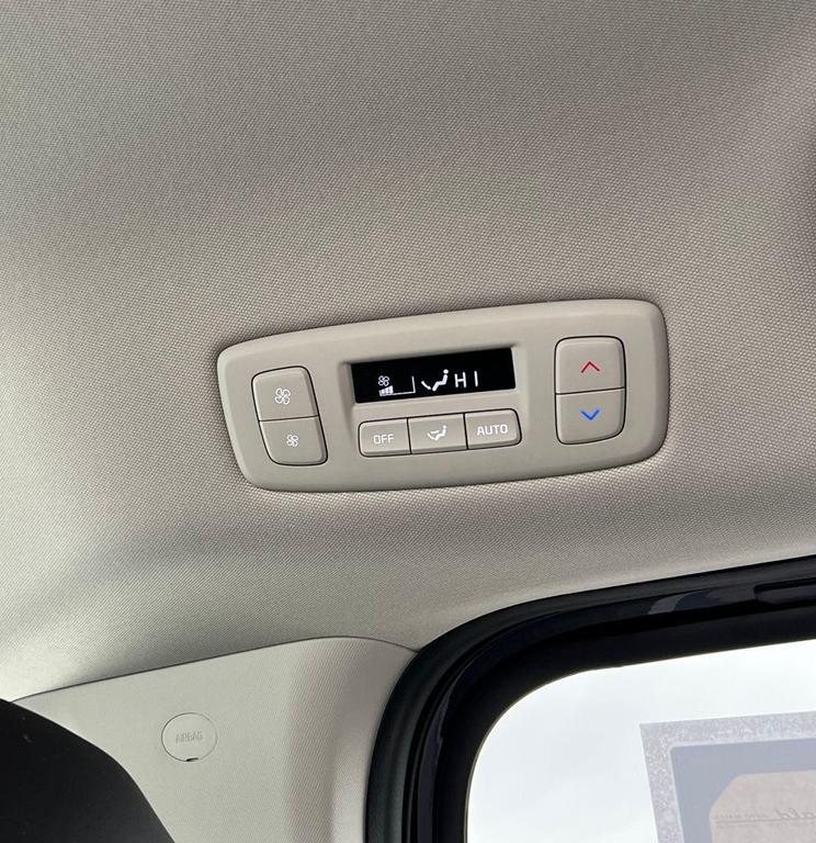 used 2024 Kia Carnival car, priced at $29,895