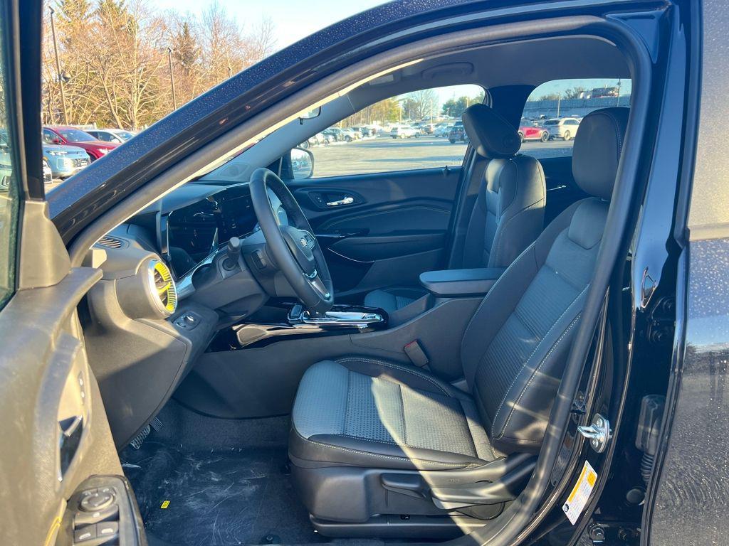 new 2026 Chevrolet Trax car, priced at $23,558