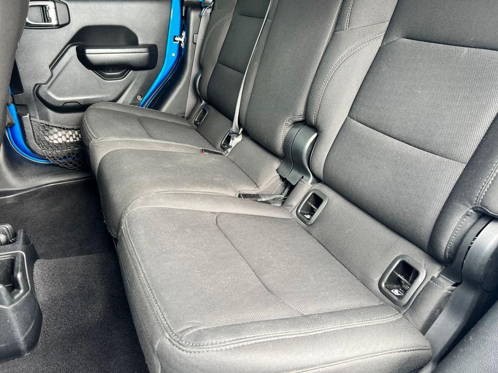 used 2021 Jeep Gladiator car, priced at $27,595