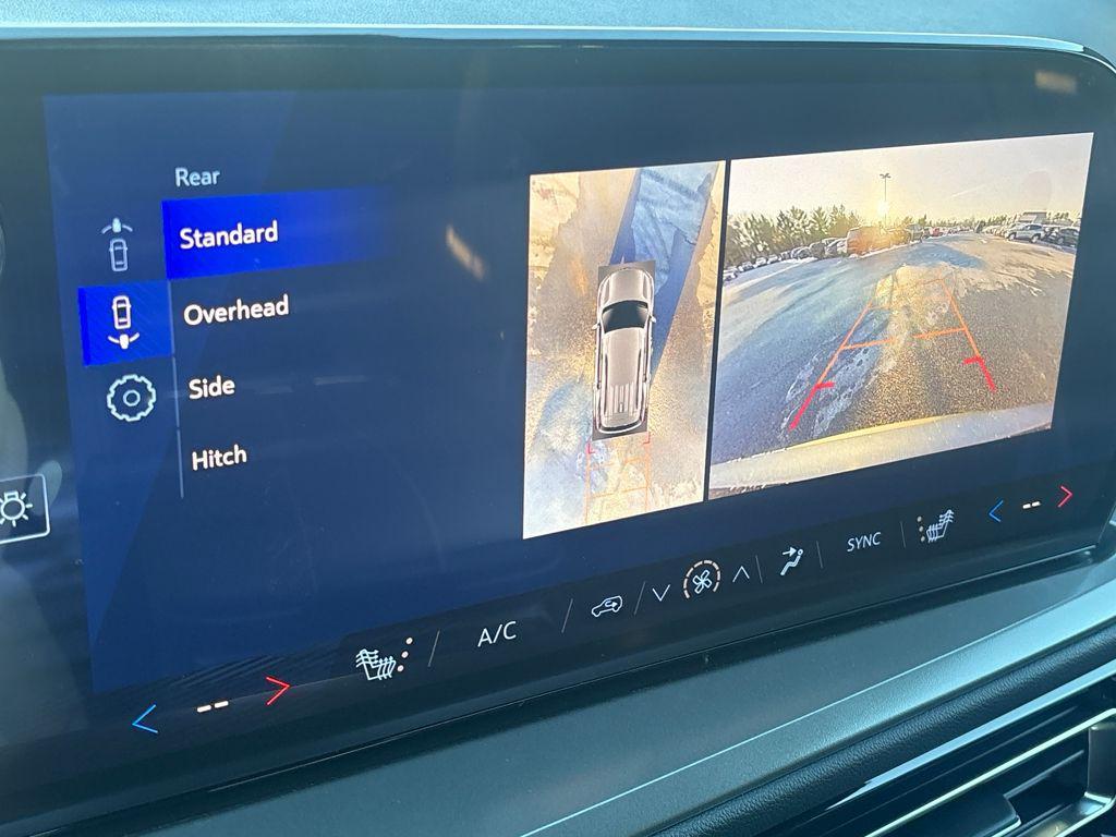 new 2026 Chevrolet Traverse car, priced at $50,070