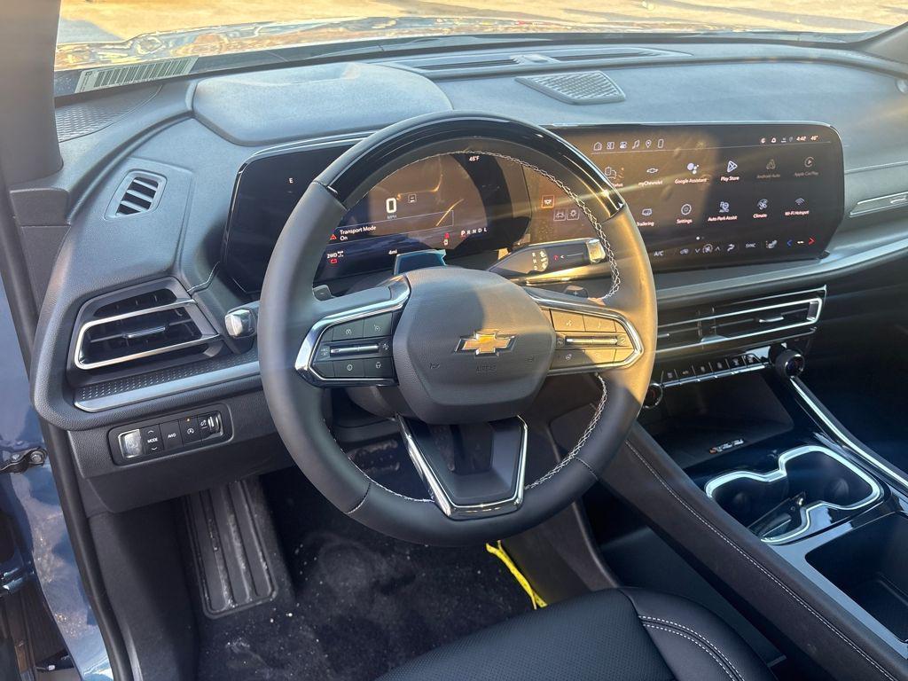 new 2026 Chevrolet Traverse car, priced at $50,070