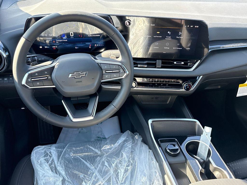 new 2026 Chevrolet Equinox car, priced at $32,015