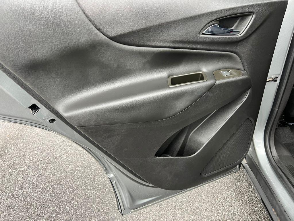 used 2023 Chevrolet Equinox car, priced at $23,995