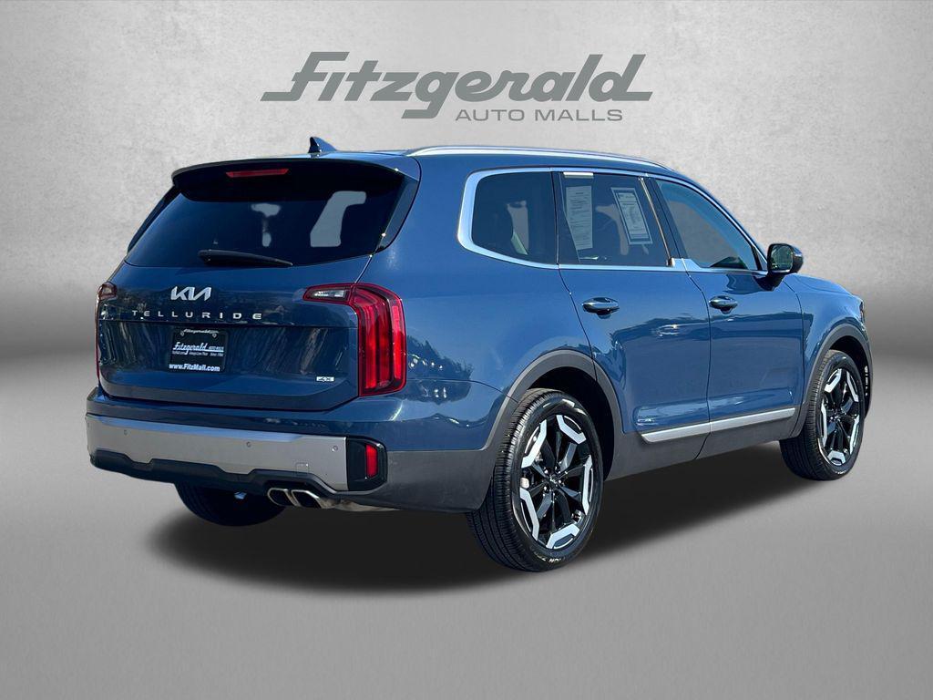 used 2025 Kia Telluride car, priced at $36,294