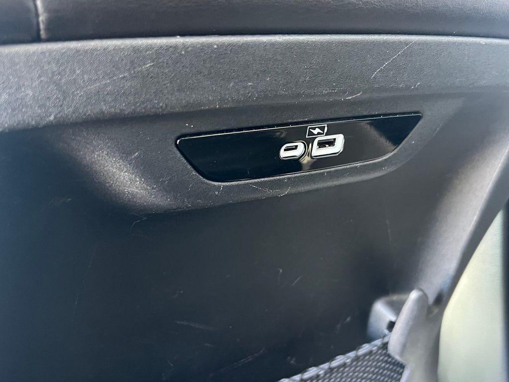 used 2023 Chrysler Pacifica car, priced at $25,594