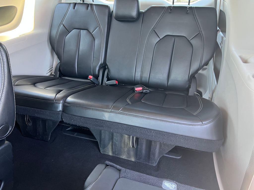 used 2023 Chrysler Pacifica car, priced at $25,594