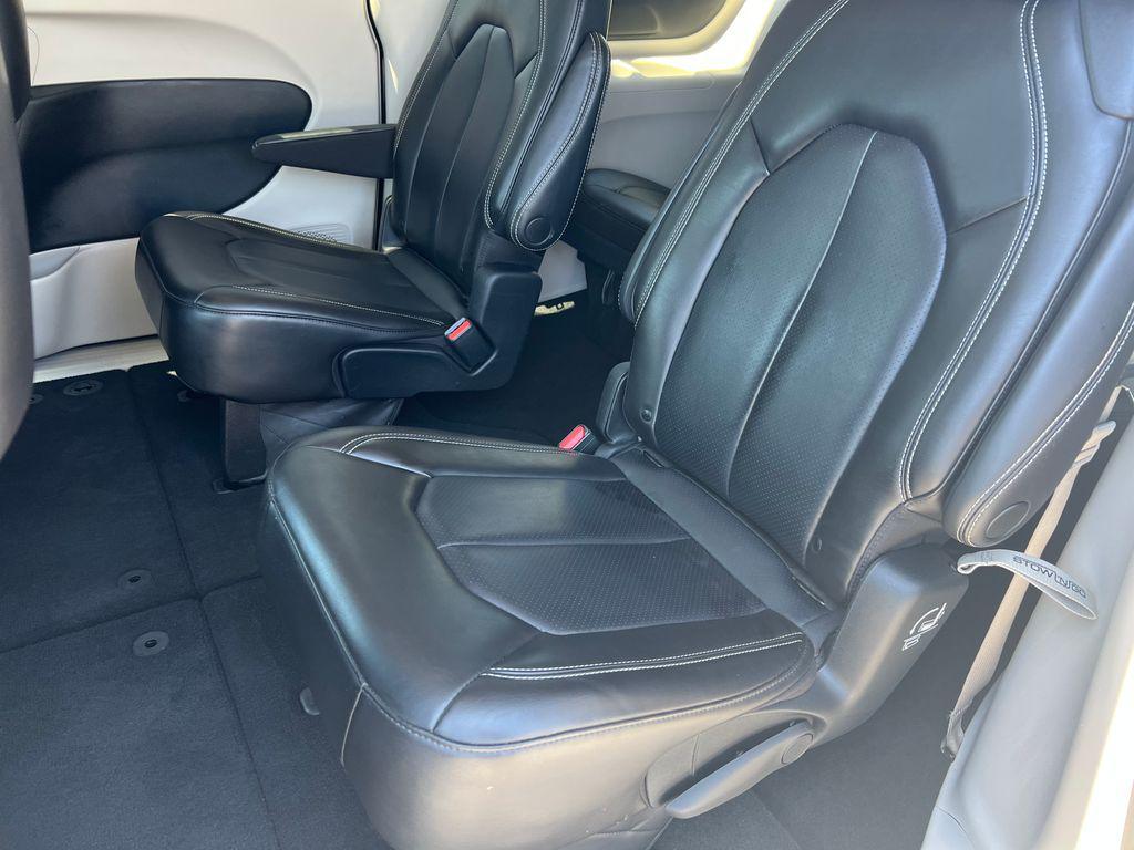 used 2023 Chrysler Pacifica car, priced at $25,594