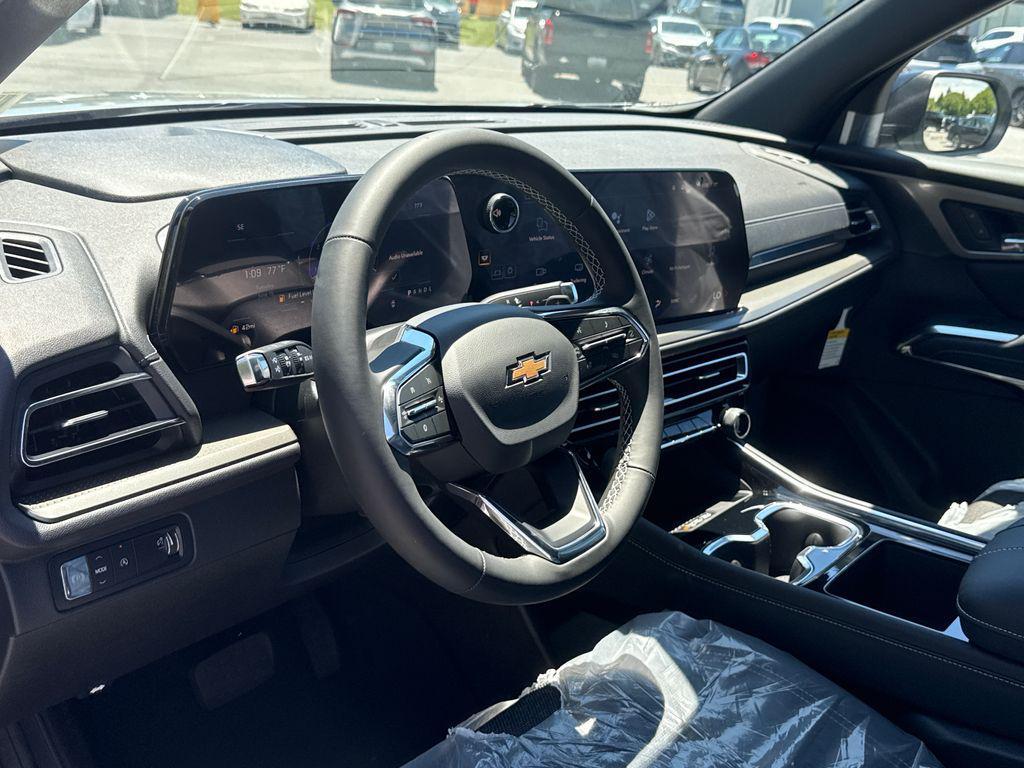new 2026 Chevrolet Traverse car, priced at $40,579