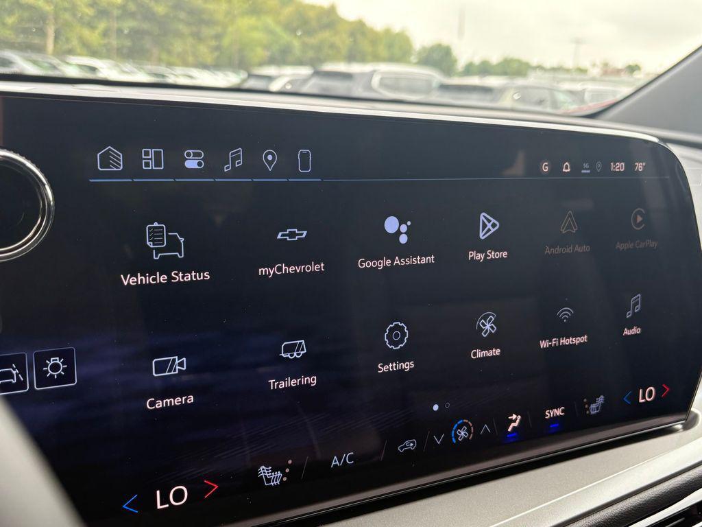 new 2026 Chevrolet Traverse car, priced at $39,521