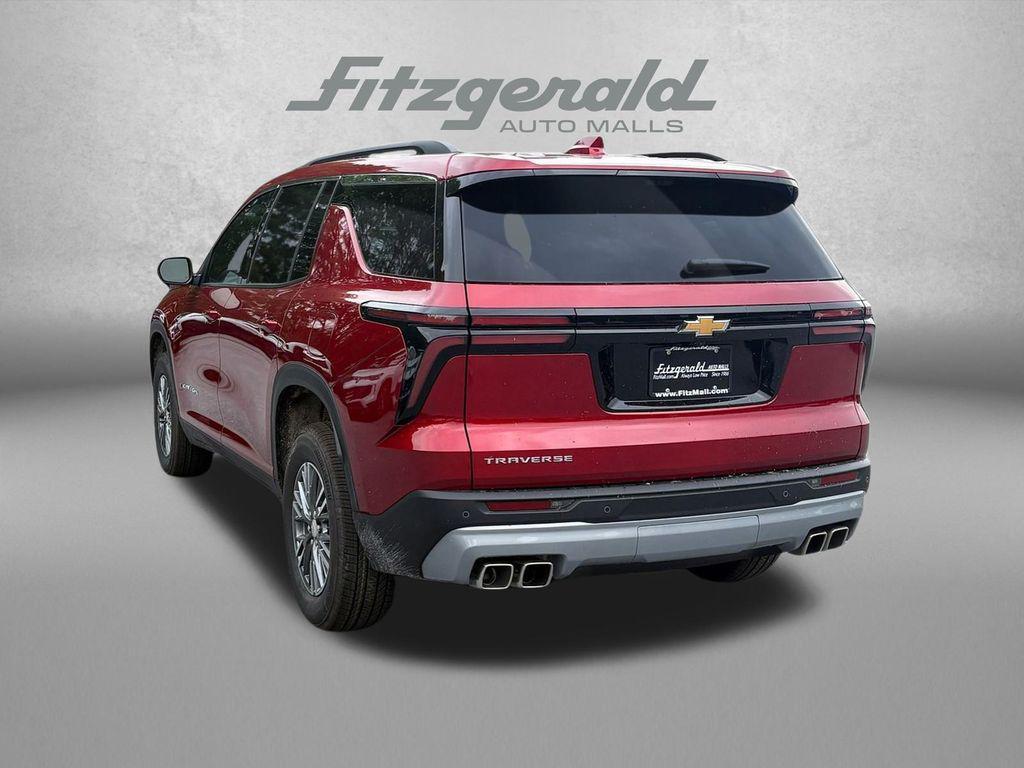 new 2026 Chevrolet Traverse car, priced at $39,521