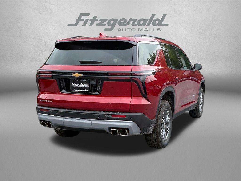 new 2026 Chevrolet Traverse car, priced at $39,521