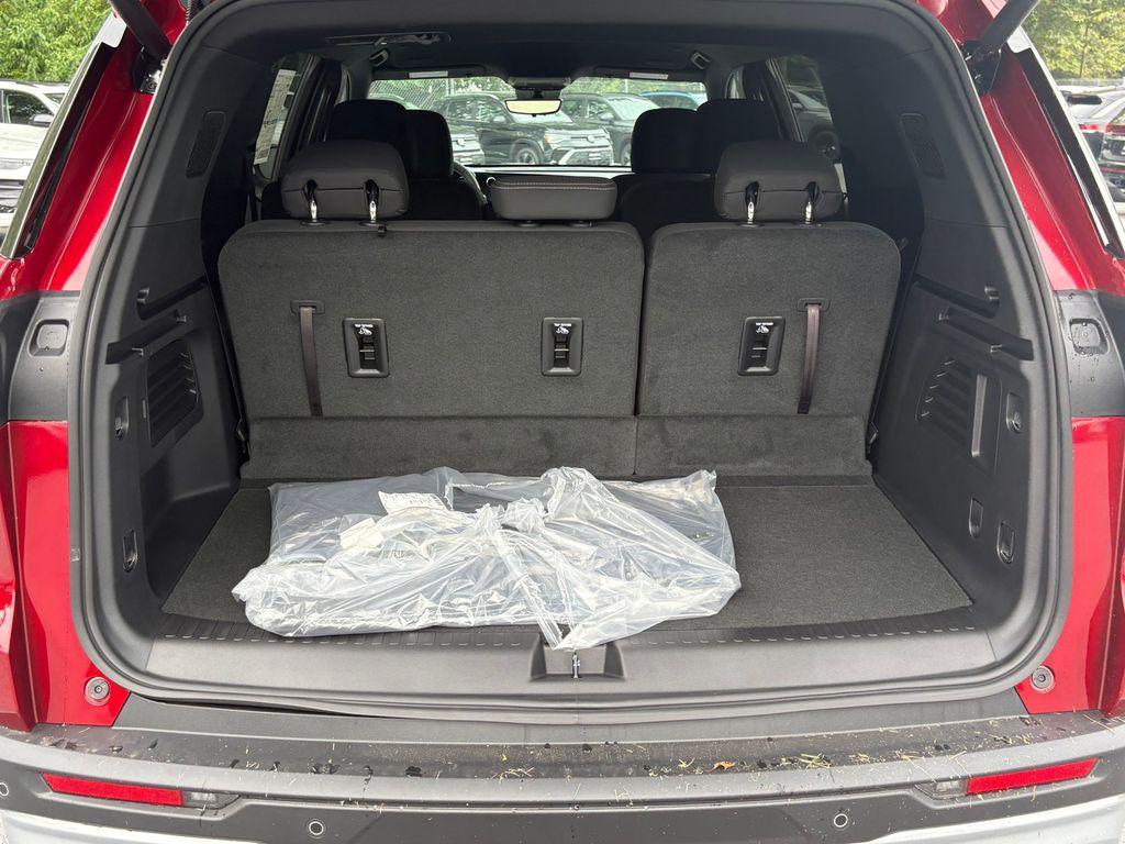new 2026 Chevrolet Traverse car, priced at $39,521