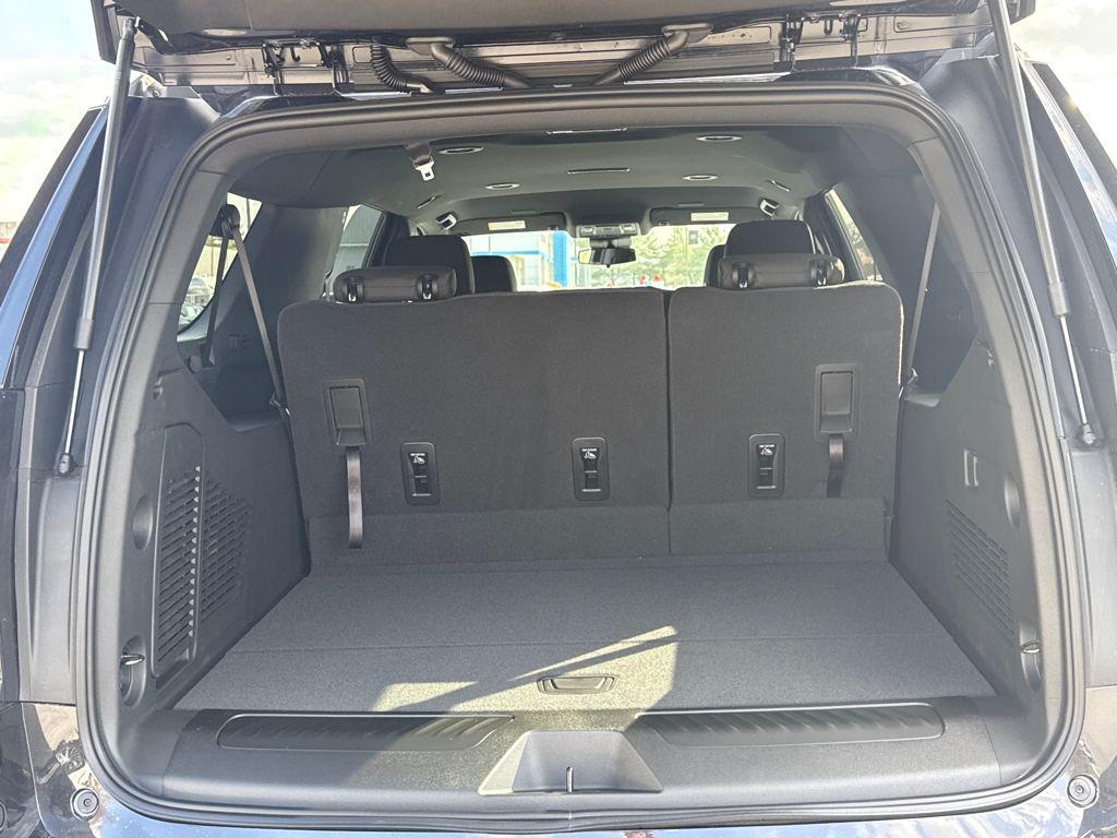 new 2026 Chevrolet Suburban car, priced at $69,786