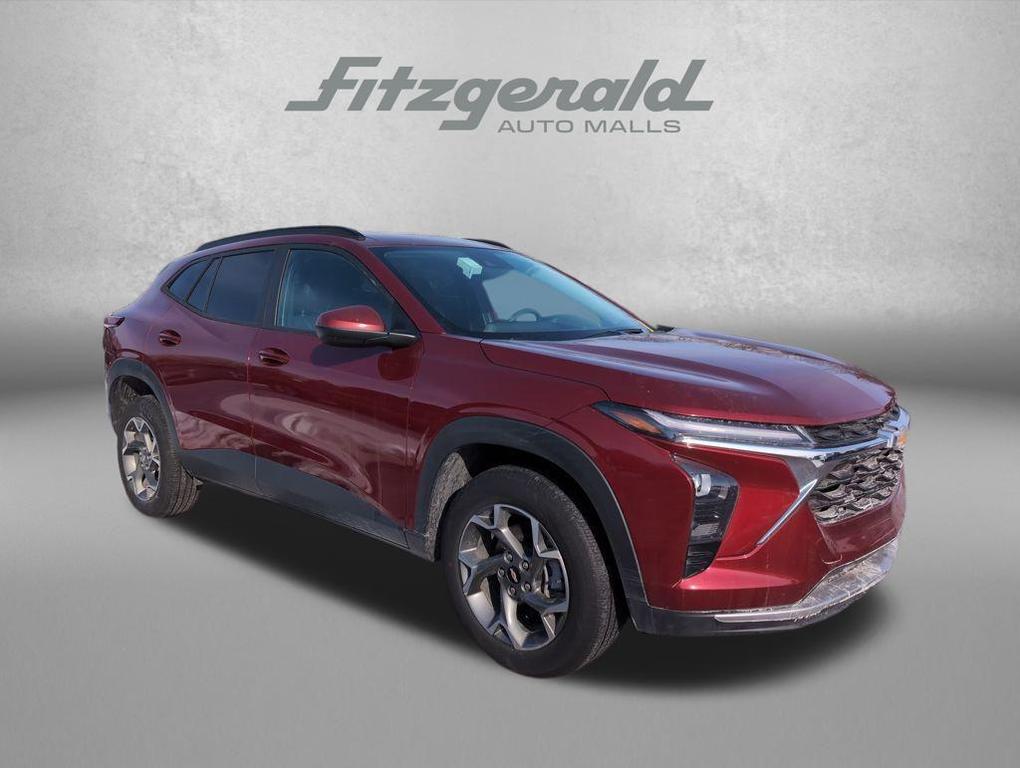 used 2025 Chevrolet Trax car, priced at $20,495