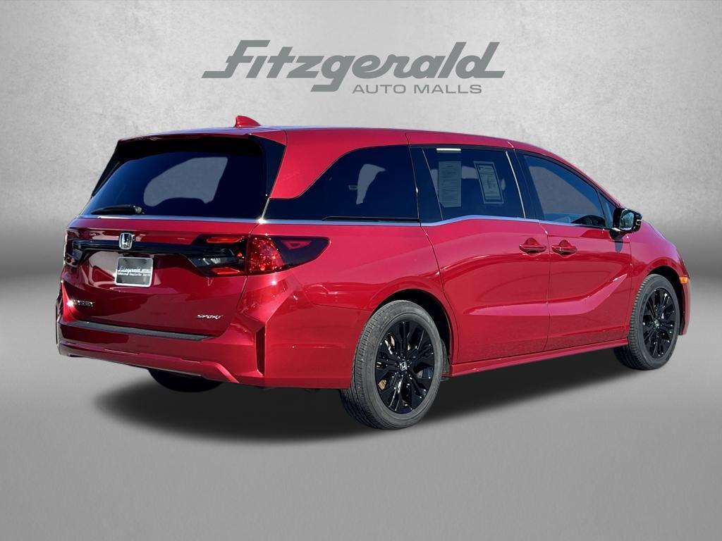 used 2025 Honda Odyssey car, priced at $38,995