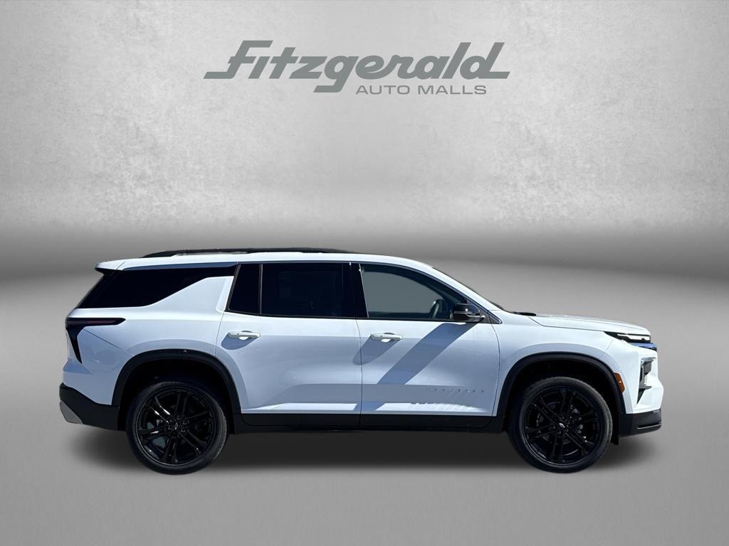 new 2026 Chevrolet Traverse car, priced at $46,532